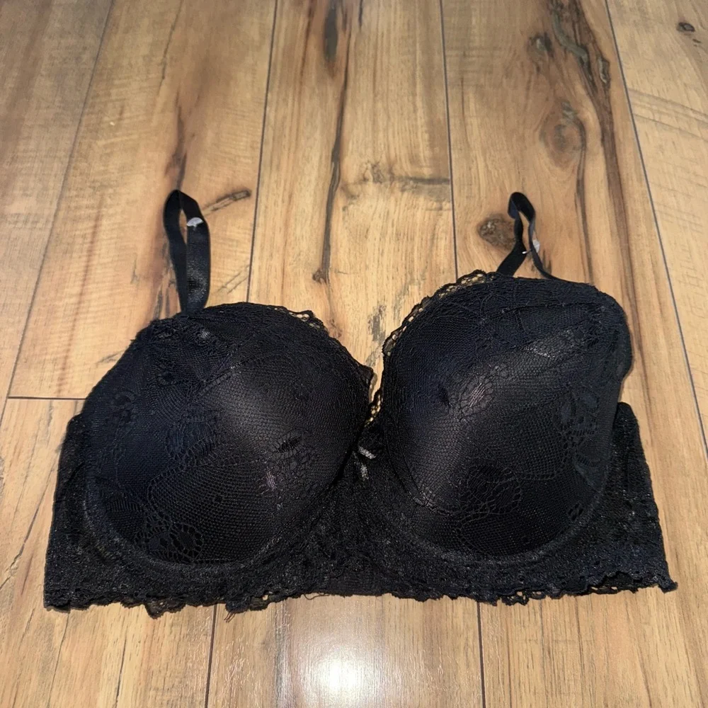 Black and cream lace bra set - Picture 2 of 8